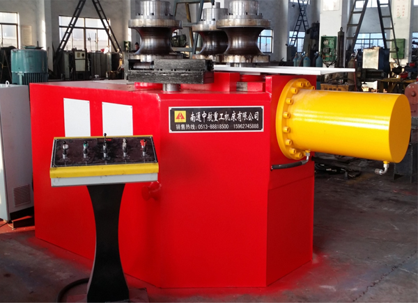 大型液壓對稱式彎曲機 大型液壓對稱式彎曲機